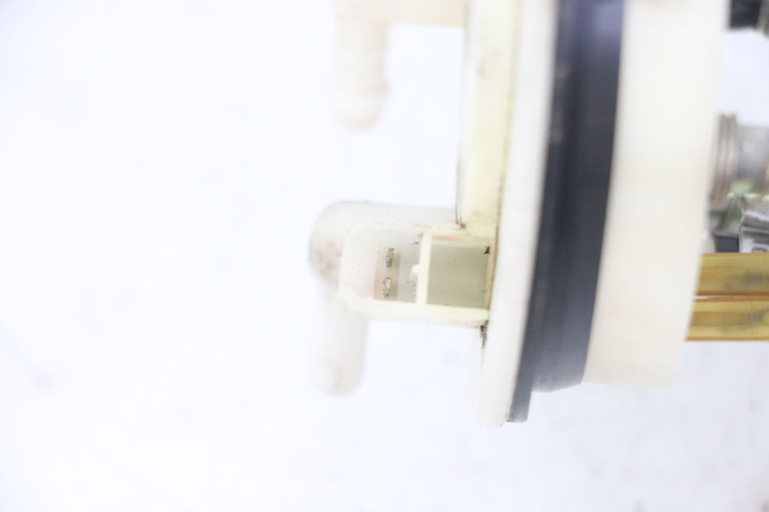 photo de POMPE A ESSENCE PEUGEOT ELYSTAR 125 (2002 - 2007) - Zoom composants