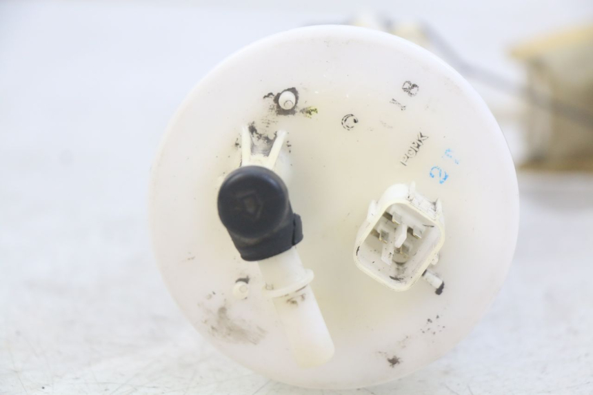 photo de POMPE A ESSENCE HONDA FES PANTHEON 125 (2003 - 2007) - Zoom état d’usage