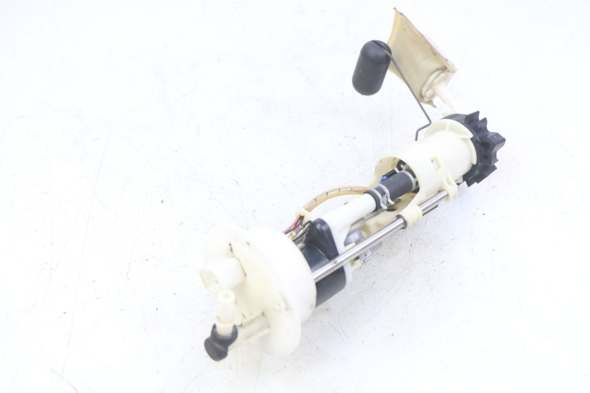 photo de POMPE A ESSENCE HONDA FES PANTHEON 125 (2003 - 2007) - Vue d’ensemble