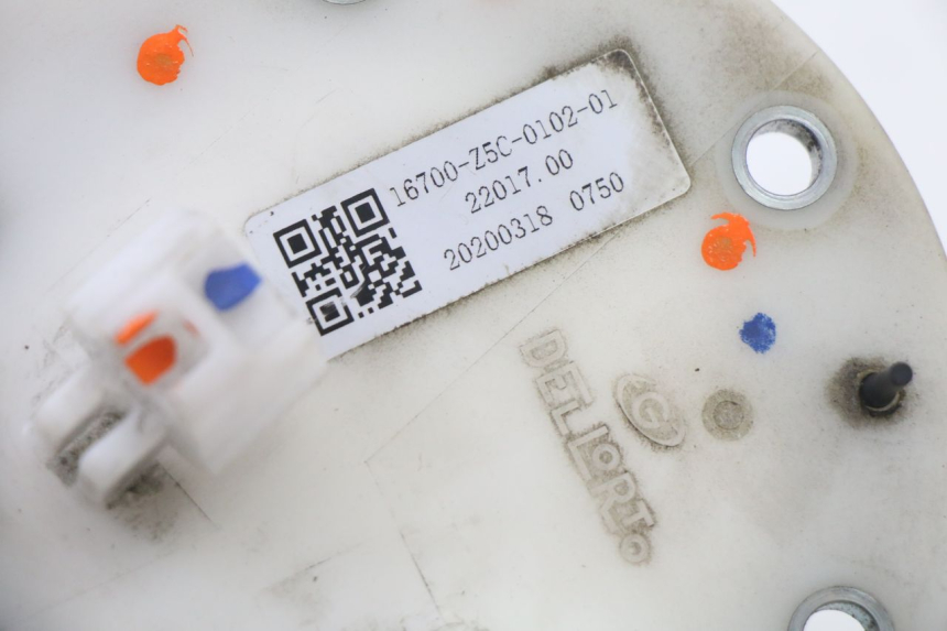 photo de POMPE A ESSENCE SYM FIDDLE 3 III 125 (2014 - 2020) - Autre angle de vue