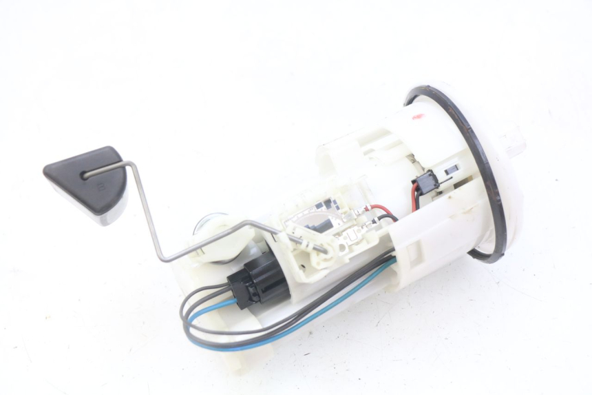 photo de POMPE A ESSENCE YAMAHA FJR ABS 1300 (2016 - 2020) - Zoom état d’usage