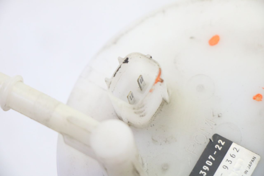 photo de POMPE A ESSENCE YAMAHA FJR ABS 1300 (2006 - 2012) - Gros plan technique