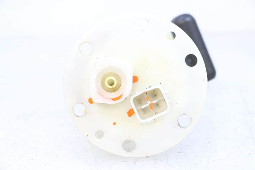 photo de POMPE A ESSENCE MBK FLAME X 125 (2007 - 2016) - Vue rapprochée