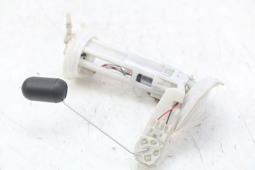 photo de POMPE A ESSENCE HONDA FORZA 125 (2015 - 2016) - Vue principale