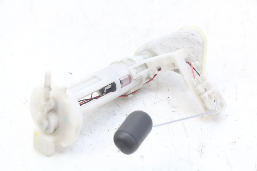 photo de POMPE A ESSENCE HONDA FORZA 125 (2015 - 2016) - Détail de la pièce