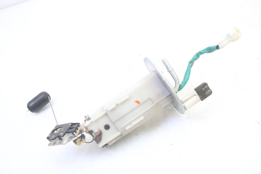 photo de POMPE A ESSENCE SUZUKI GSR 750 (2011 - 2017) - Détail de la pièce