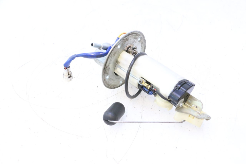 photo de POMPE A ESSENCE SUZUKI GSR 600 (2005 - 2012) - Vue d’ensemble