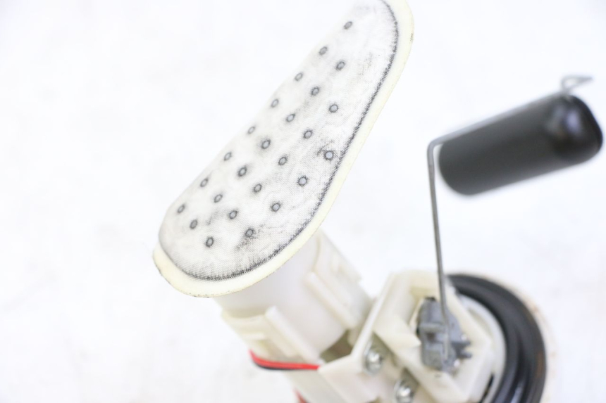 photo de POMPE A ESSENCE HONDA PES PS I 125 (2006 - 2012) - État de surface