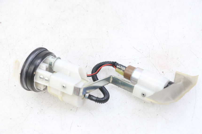 photo de POMPE A ESSENCE PIAGGIO IE MP3 YOURBAN 300 (2011 - 2016) - Points de fixation