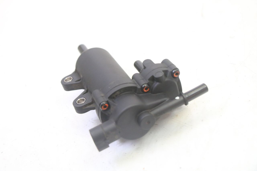 photo de POMPE A ESSENCE PEUGEOT KISBEE 4T 50 (2018 - 2022) - Vue d’ensemble