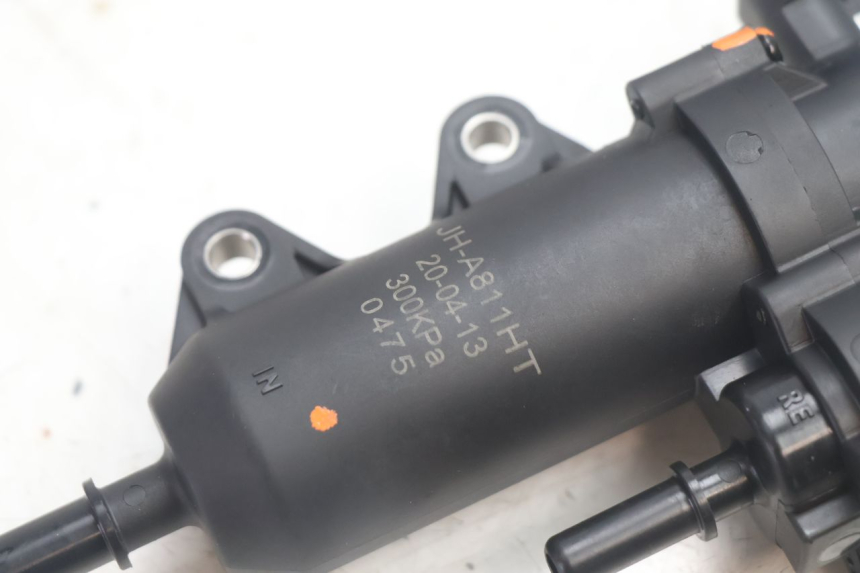 photo de POMPE A ESSENCE PEUGEOT KISBEE 4T 50 (2018 - 2022) - Détail de la pièce