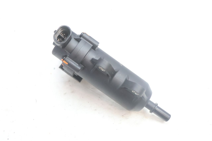 photo de POMPE A ESSENCE PEUGEOT KISBEE 4T 50 (2018 - 2022) - Gros plan technique