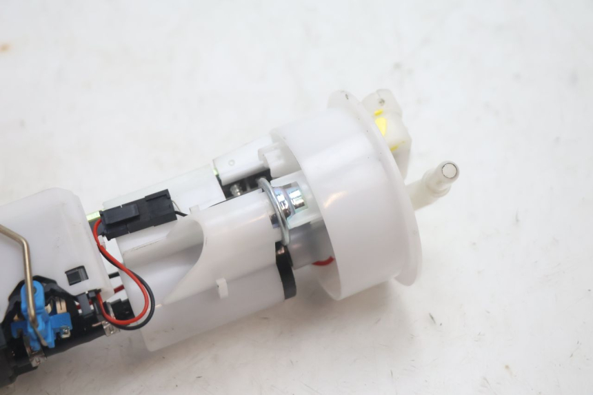 photo de POMPE A ESSENCE PIAGGIO MP3 HPE 530 (2022 - 2026) - Zoom état d’usage