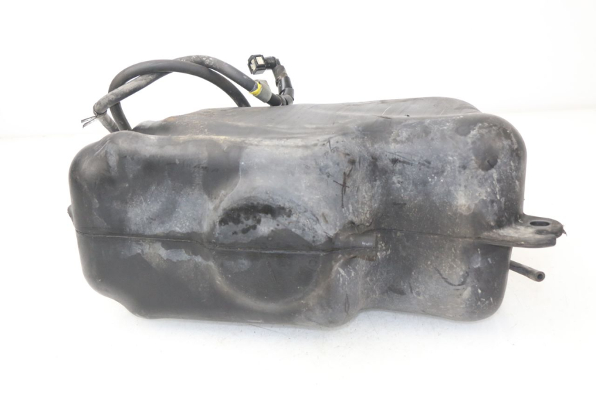 photo de POMPE A ESSENCE PIAGGIO MP3 LT 400 (2007 - 2012) - Zoom état d’usage