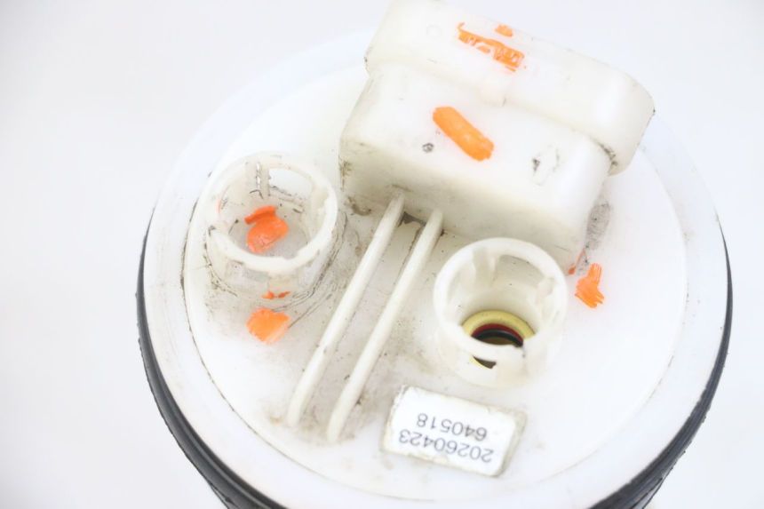 photo de POMPE A ESSENCE PIAGGIO MP3 LT 300 (2010 - 2016) - Gros plan technique