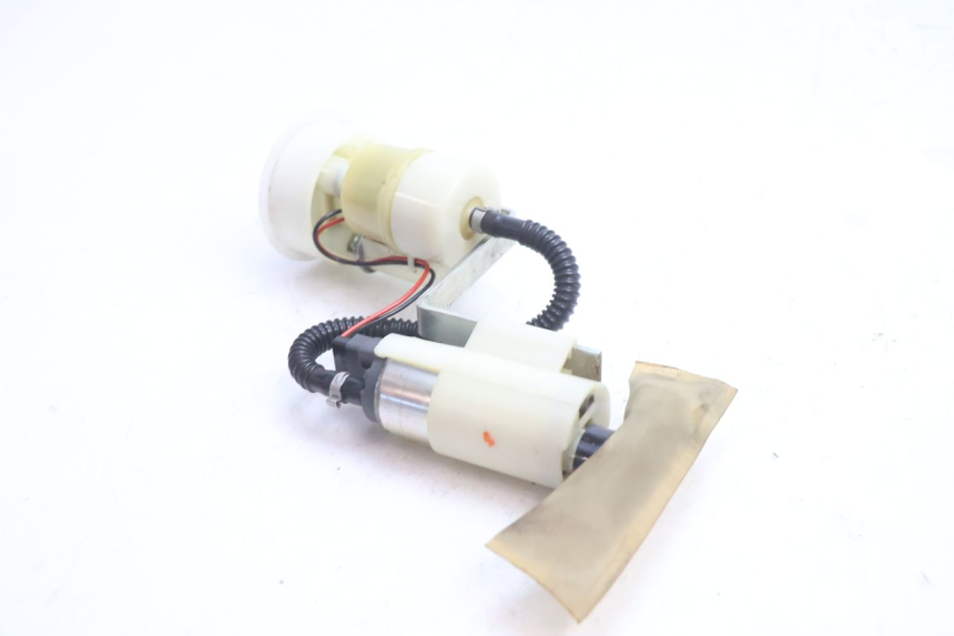 photo de POMPE A ESSENCE PIAGGIO MP3 LT 400 (2007 - 2012) - Pièce contrôlée