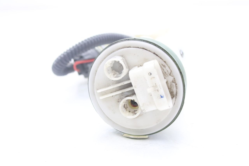 photo de POMPE A ESSENCE PIAGGIO MP3 500 (2014 - 2017) - Détail de la pièce