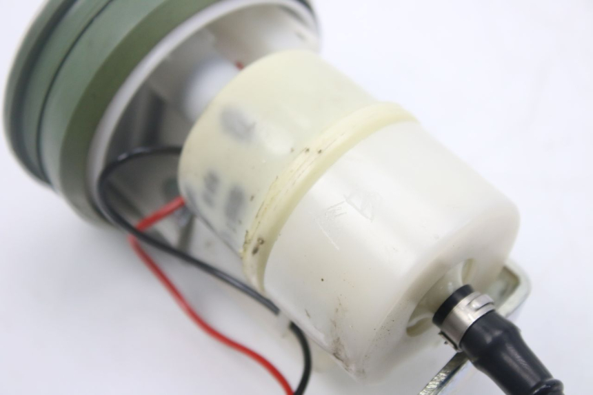 photo de POMPE A ESSENCE PIAGGIO MP3 500 (2014 - 2017) - Vue d’ensemble