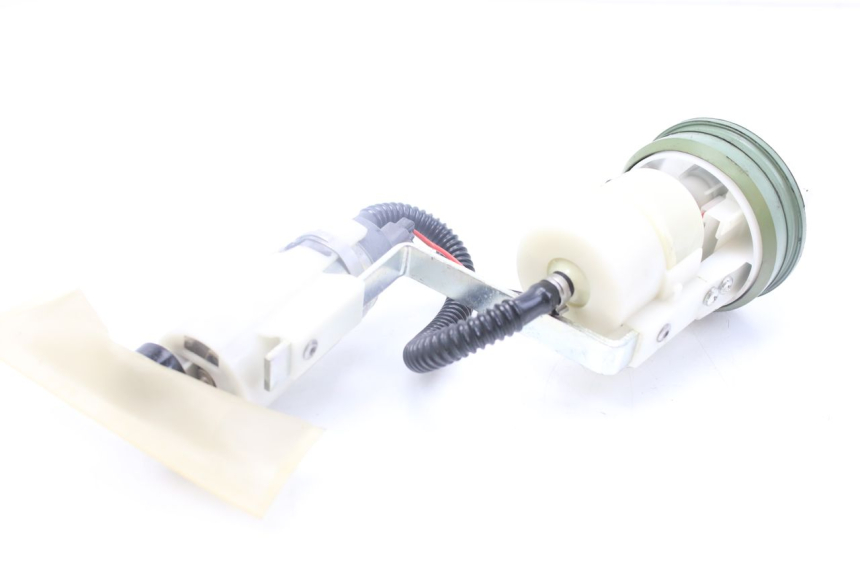 photo de POMPE A ESSENCE PIAGGIO MP3 500 (2014 - 2017) - Pièce contrôlée