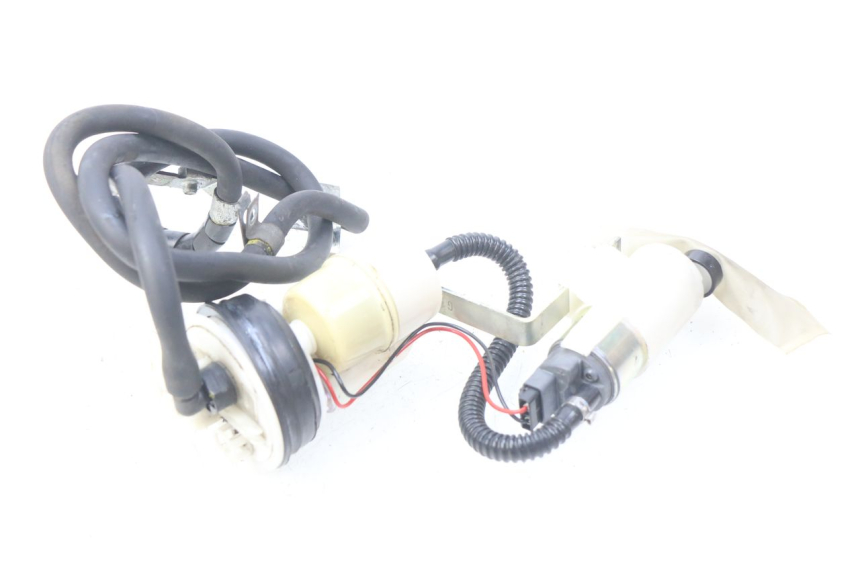 photo de POMPE A ESSENCE PIAGGIO MP3 500 (2011 - 2015) - Vue principale