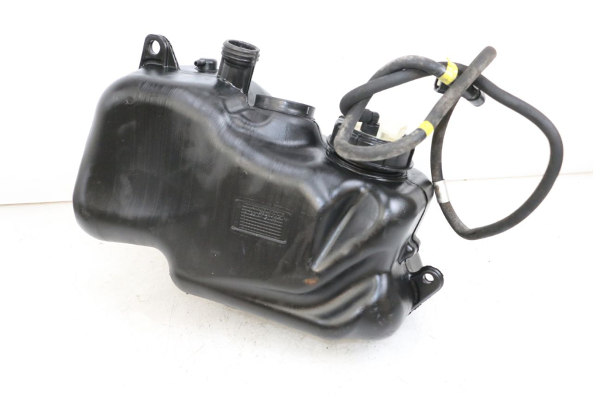 photo de POMPE A ESSENCE PIAGGIO MP3 500 (2011 - 2015) - Vue d’ensemble