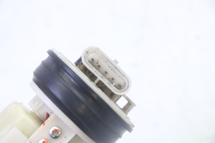 photo de POMPE A ESSENCE PIAGGIO MP3 500 (2011 - 2015) - Zoom état d’usage