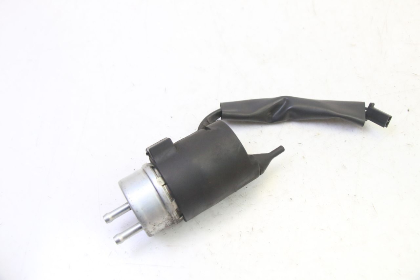 photo de POMPE A ESSENCE PIAGGIO MP3 125 (2006 - 2014) - Vue principale