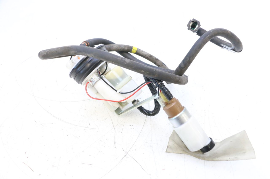 photo de POMPE A ESSENCE PIAGGIO MP3 RL 250 (2006 - 2010) - État de surface