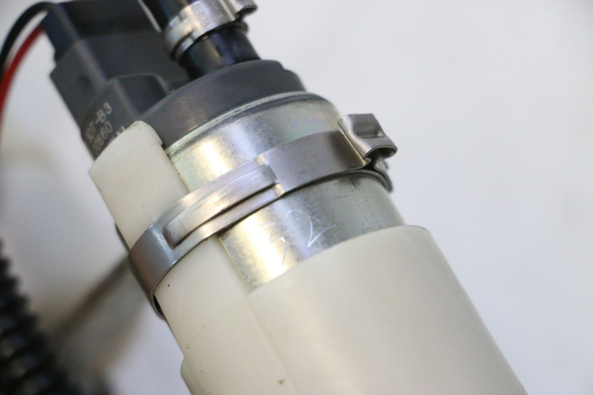 photo de POMPE A ESSENCE PIAGGIO MP3 500 (2011 - 2015) - Zoom état d’usage