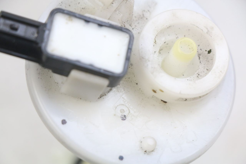 photo de POMPE A ESSENCE YAMAHA MT ABS 125 (2014 - 2018) - Détail de la pièce