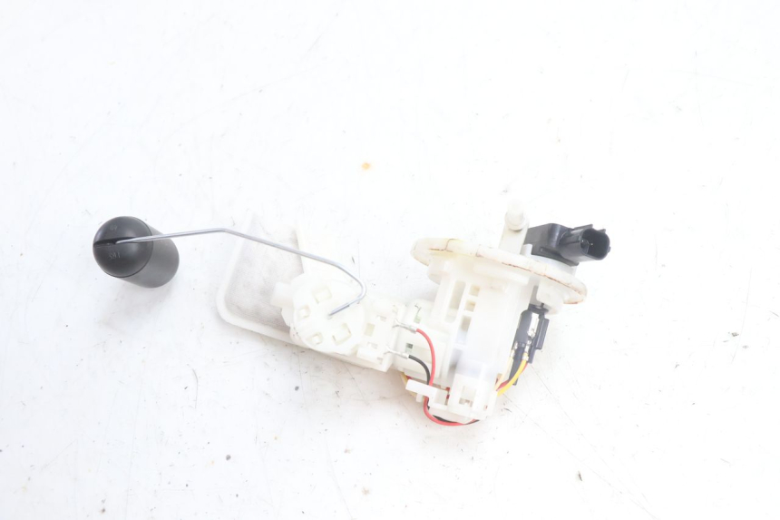 photo de POMPE A ESSENCE YAMAHA N-MAX NMAX 125 (2021 - 2024) - Vue principale