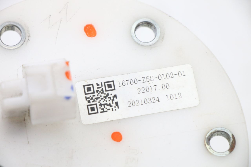 photo de POMPE A ESSENCE SYM ORBIT III 3 4T 50 (2018 - 2021) - Zoom état d’usage