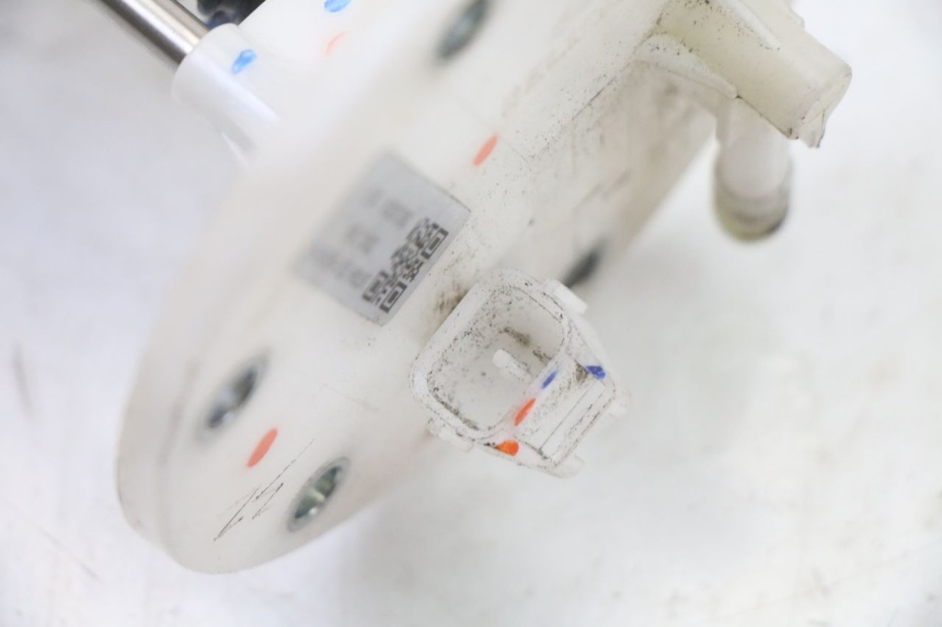 photo de POMPE A ESSENCE SYM ORBIT III 3 4T 50 (2018 - 2021) - Points de fixation