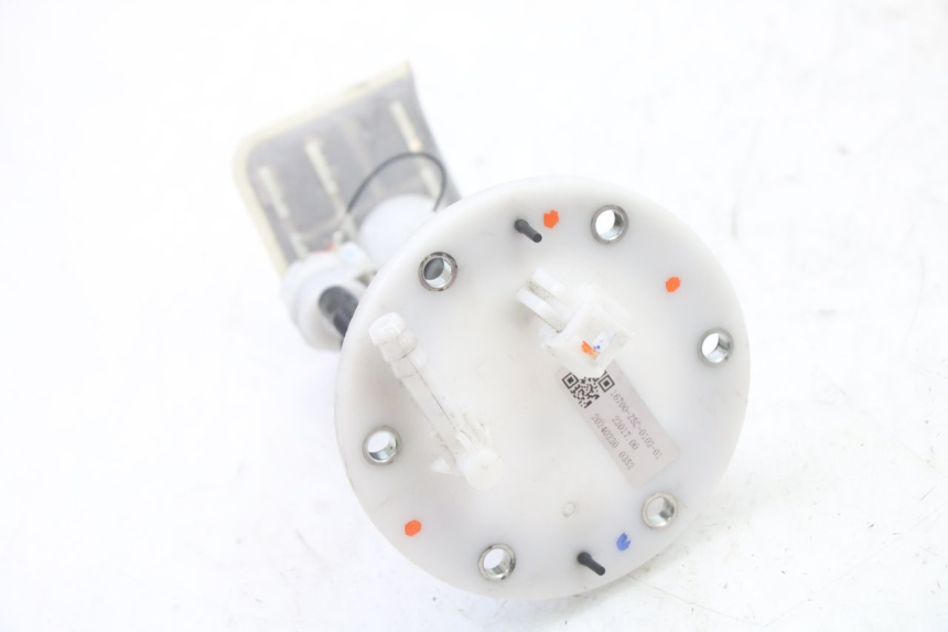 photo de POMPE A ESSENCE SYM ORBIT III 3 4T 50 (2021 - 2025) - Autre angle de vue