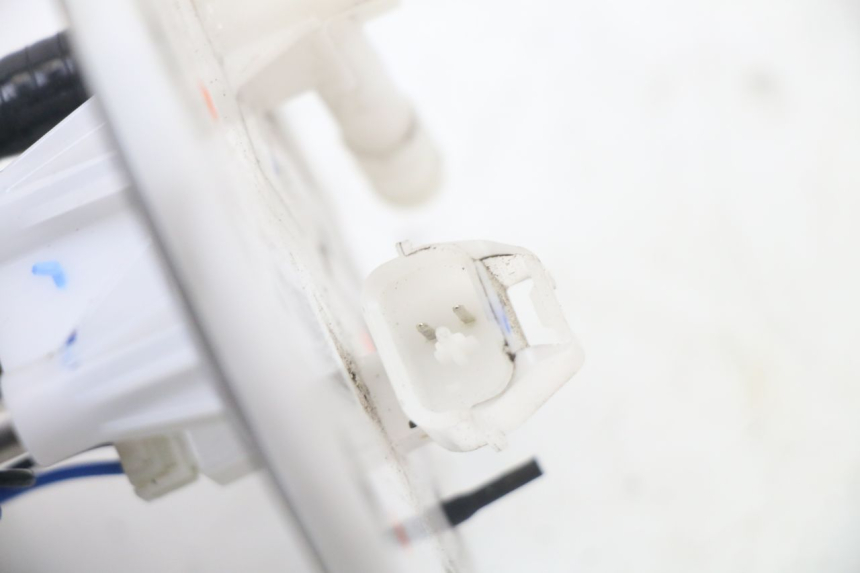 photo de POMPE A ESSENCE SYM ORBIT III 3 4T 50 (2021 - 2025) - Vue d’ensemble