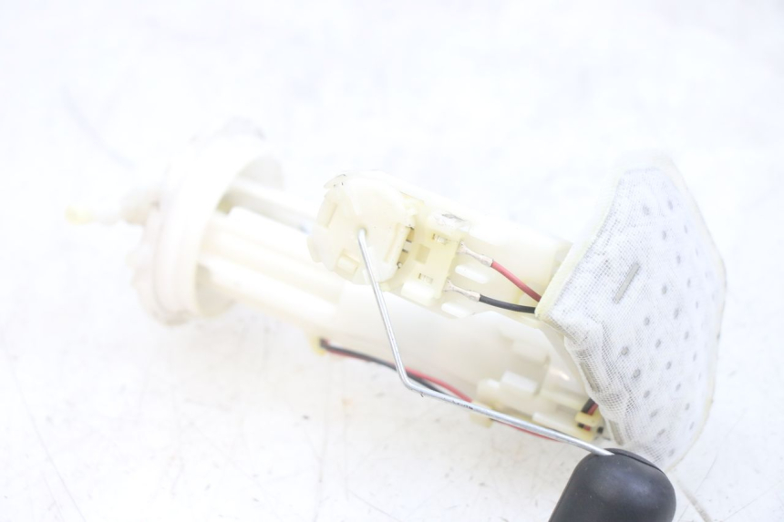 photo de POMPE A ESSENCE HONDA PCX (JF47) 125 (2012 - 2013) - Zoom état d’usage