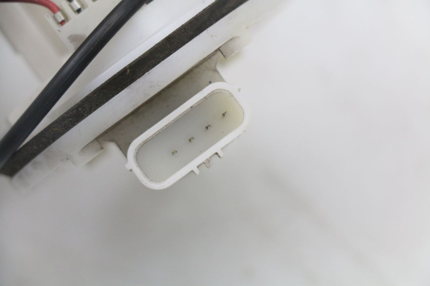 photo de POMPE A ESSENCE HONDA PCX (JF47) 125 (2012 - 2013) - Vue d’ensemble