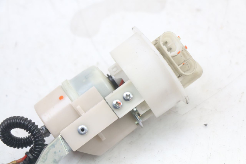 photo de POMPE A ESSENCE PIAGGIO LIBERTY IGET 4T 50 (2021 - 2025) - Zoom état d’usage