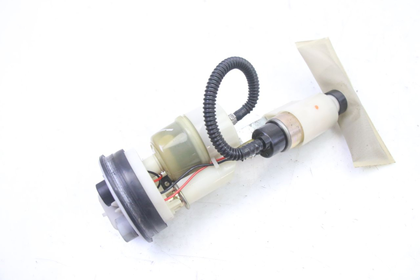 photo de POMPE A ESSENCE PEUGEOT SATELIS 250 (2006 - 2012) - Autre angle de vue