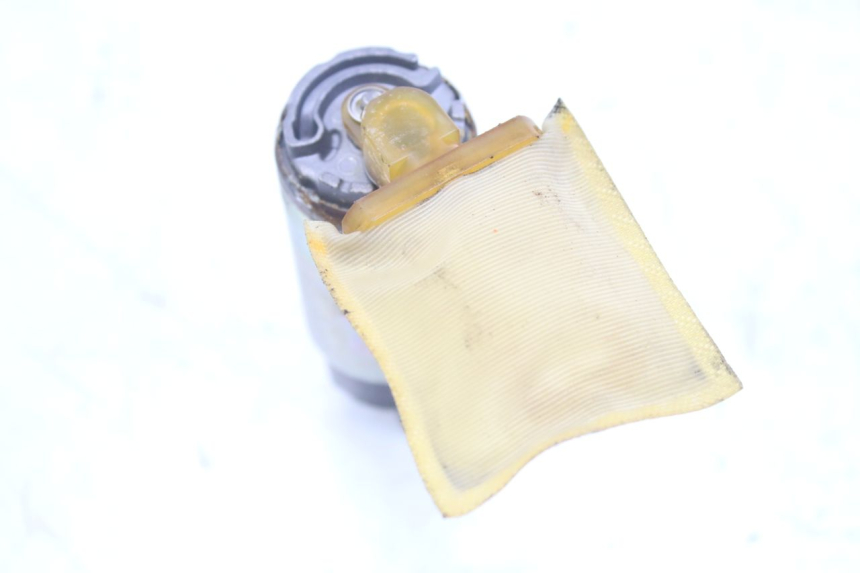 photo de POMPE A ESSENCE TRIUMPH SPRINT ST 955 (1999 - 2001) - Zoom état d’usage