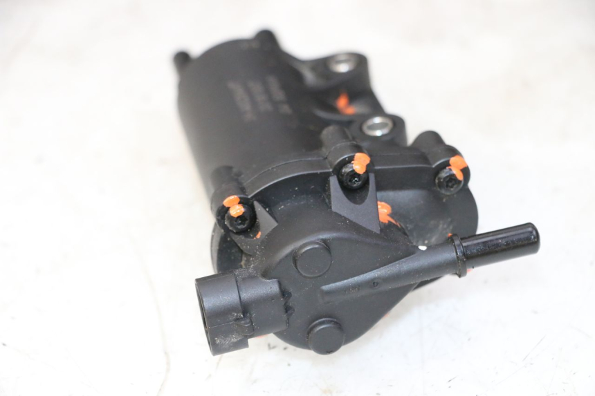 photo de POMPE A ESSENCE PEUGEOT STREETZONE I 2T 50 (2018 - 2020) - Vue d’ensemble