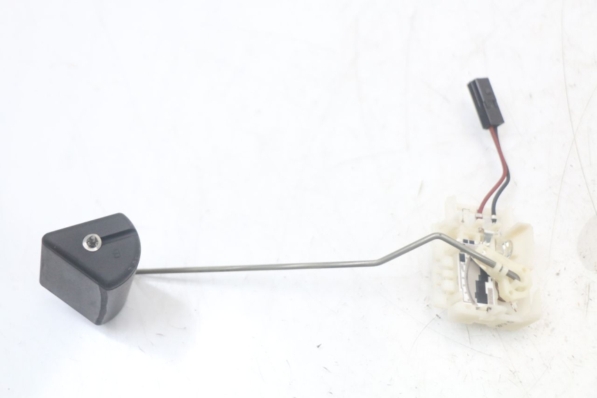 photo de POMPE A ESSENCE YAMAHA TDM ABS 900 (2002 - 2014) - État de surface