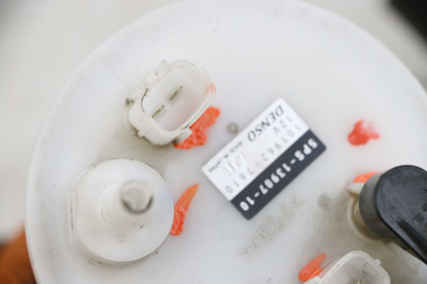 photo de POMPE A ESSENCE YAMAHA TDM ABS 900 (2002 - 2014) - Zoom état d’usage