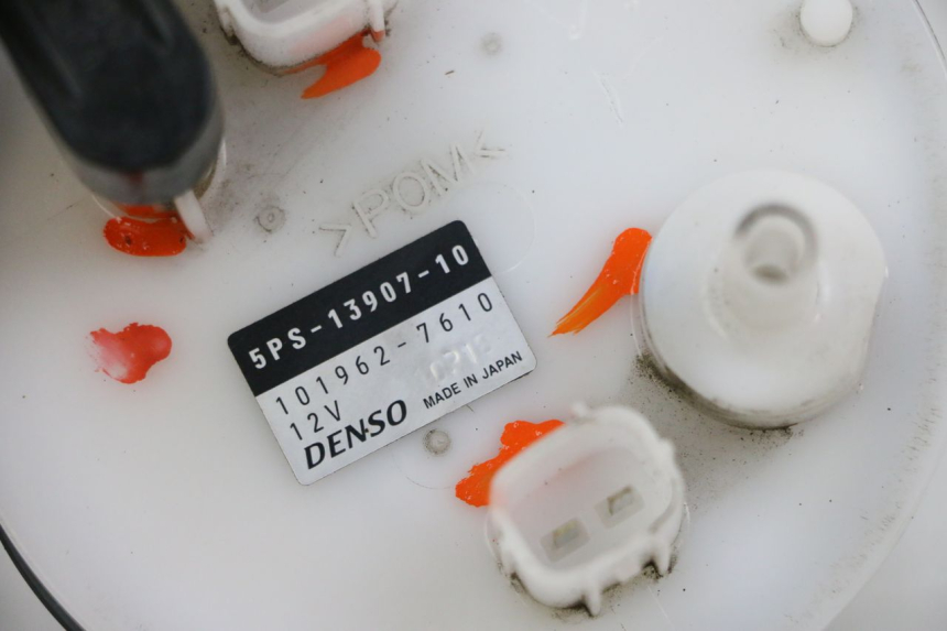 photo de POMPE A ESSENCE YAMAHA TDM ABS 900 (2002 - 2014) - Points de fixation