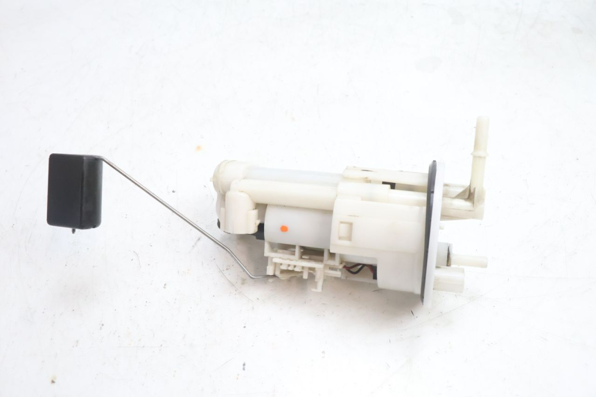 photo de POMPE A ESSENCE YAMAHA TDM ABS 900 (2002 - 2014) - Détail de la pièce