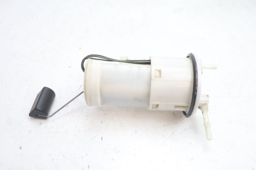 photo de POMPE A ESSENCE YAMAHA TDM ABS 900 (2002 - 2014) - Zoom état d’usage