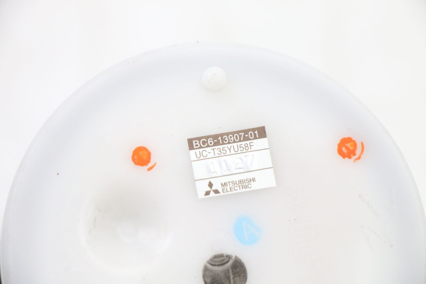 photo de POMPE A ESSENCE YAMAHA TRACER 7 700 (2020 - 2024) - Gros plan technique