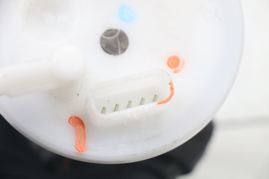 photo de POMPE A ESSENCE YAMAHA TRACER 7 700 (2020 - 2024) - Vue d’ensemble