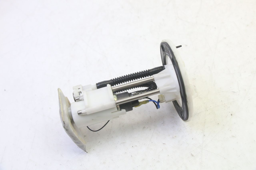 photo de POMPE A ESSENCE PEUGEOT TWEET PRO EFI 4T 50 (2021 - 2022) - Zoom état d’usage