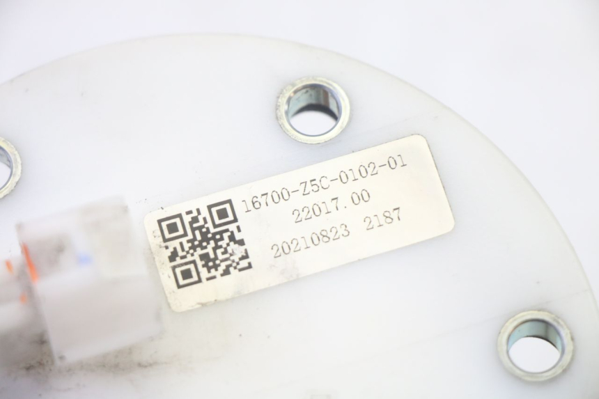 photo de POMPE A ESSENCE PEUGEOT TWEET PRO EFI 4T 50 (2021 - 2022) - Points de fixation